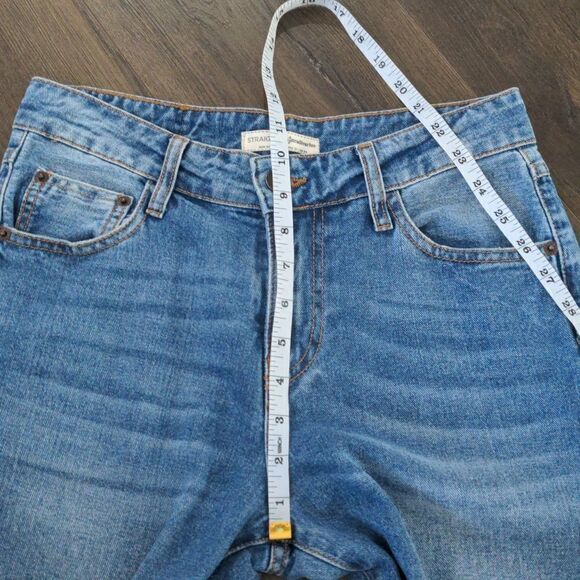 Stradivarius Straight Leg Jeans with Distressed Mesh Details size 2 - Picture 7 of 12